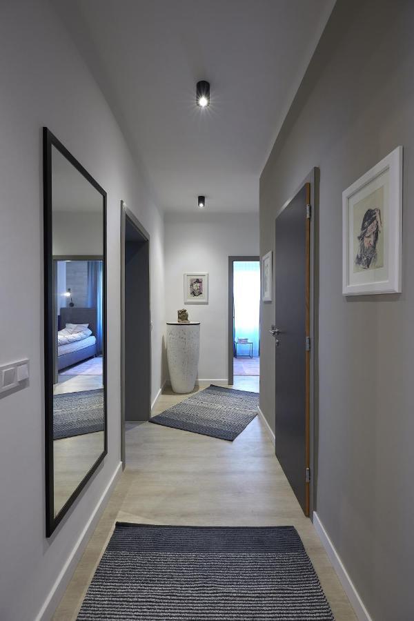 7Domb Apartman Komlo ภายนอก รูปภาพ